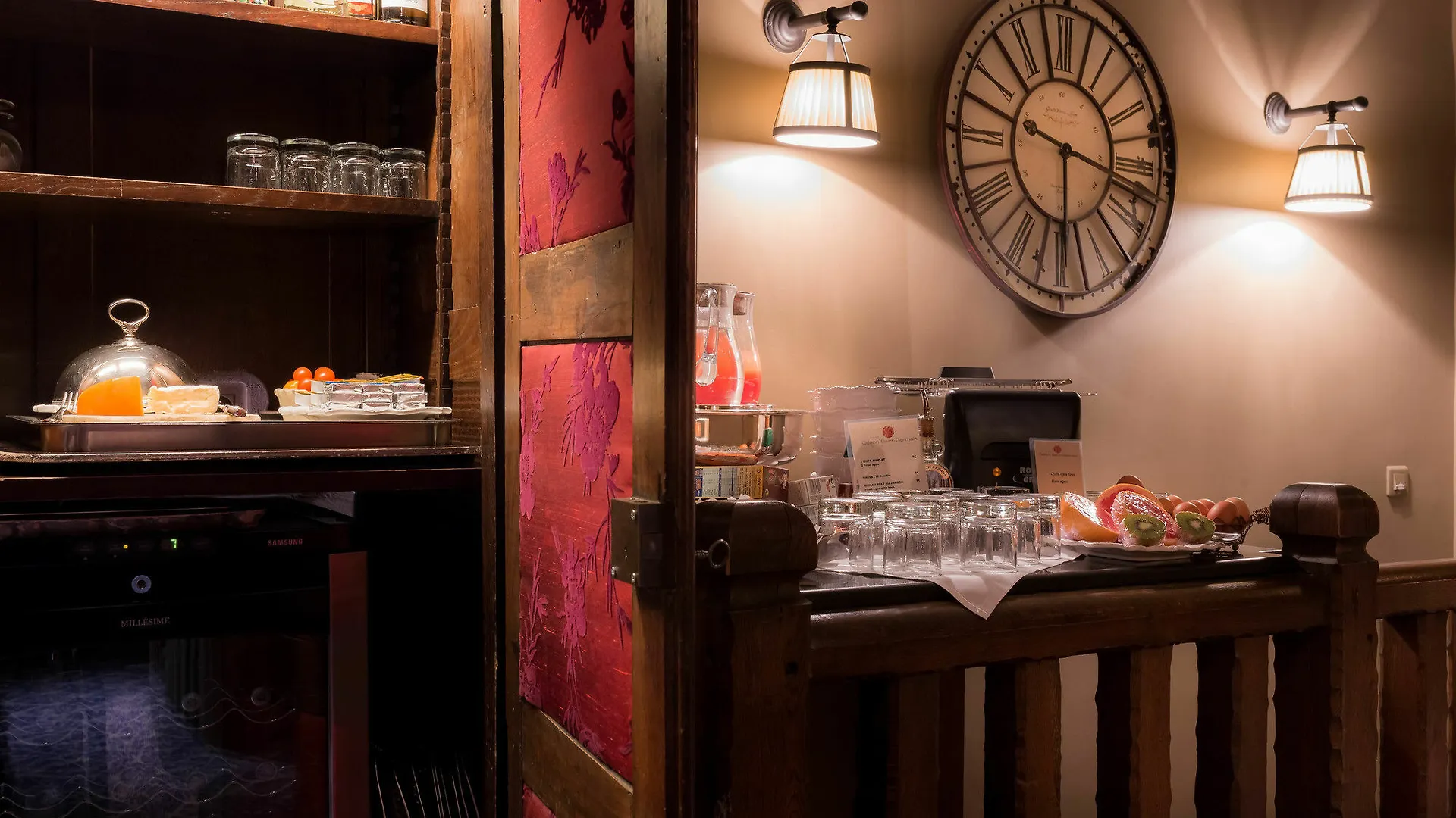 Hotel Odeon Saint-germain 4*